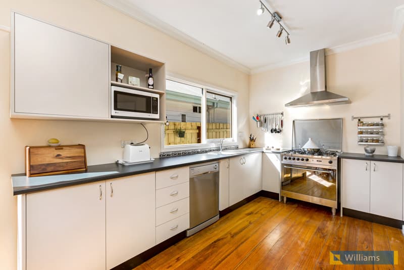 9 Hobson Street, Newport - Thumbnail 6