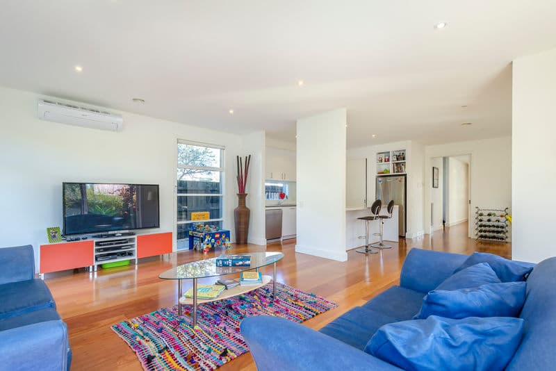 19 Anzac Crescent, Williamstown - Thumbnail 4
