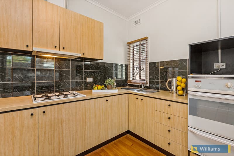 26 Fowler Crescent, Newport - Thumbnail 7