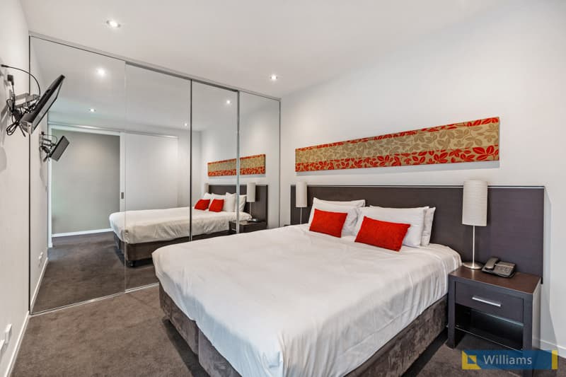 210/4 - 18 Ferguson Street, Williamstown - Thumbnail 5