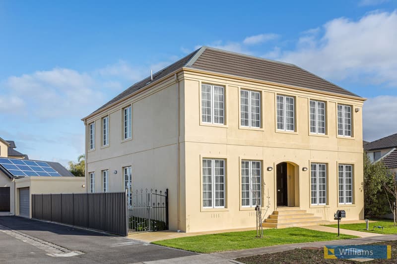 1 Lalor Way, Williamstown - Thumbnail 2