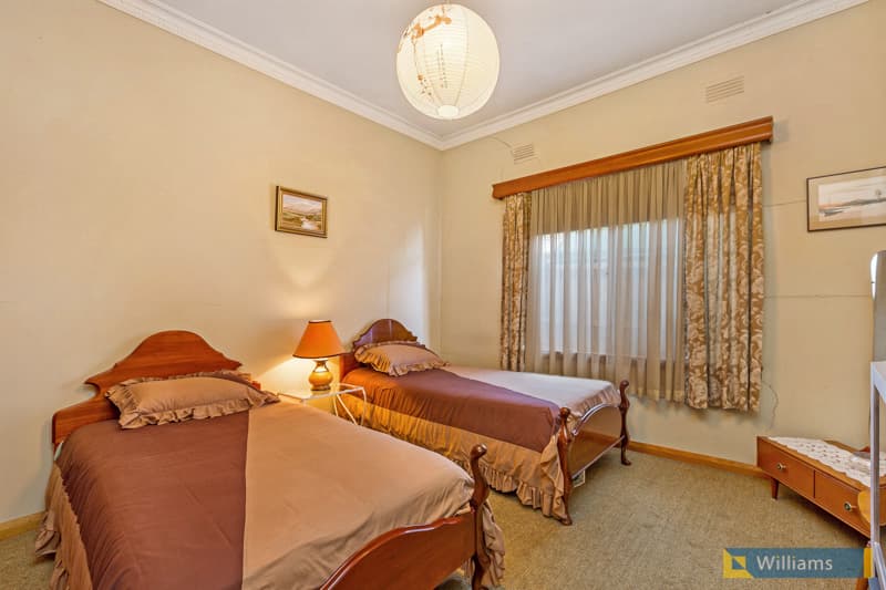 29 Park Crescent, Williamstown - Thumbnail 8