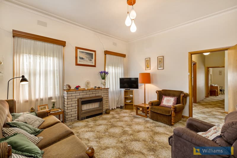 29 Park Crescent, Williamstown - Thumbnail 4