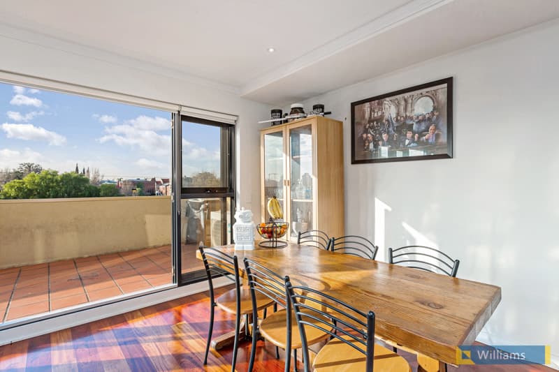 15/40 Murray Street, Yarraville - Thumbnail 3