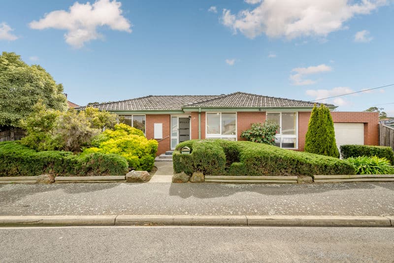 18 Castle Street, Williamstown - Image 1
