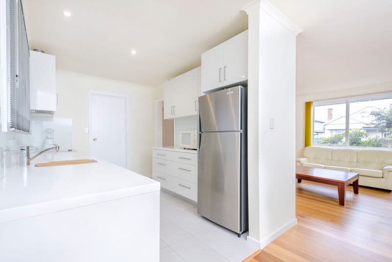 18 Castle Street, Williamstown - Thumbnail 4