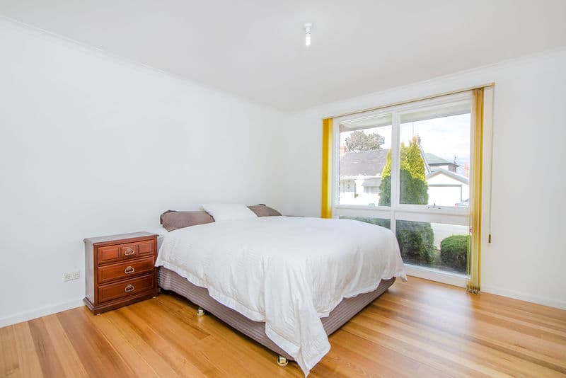 18 Castle Street, Williamstown - Thumbnail 5