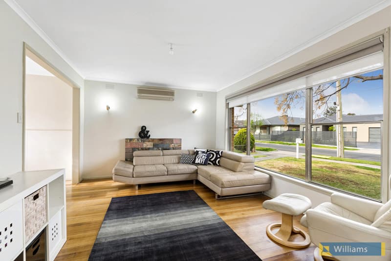 3 Bradley Street, Newport - Thumbnail 3