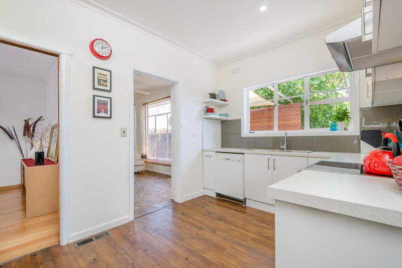 14 Bruce Street, Newport - Thumbnail 7
