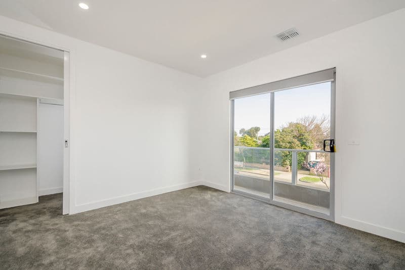 1/6 Cleghorn Avenue, Altona North - Thumbnail 8