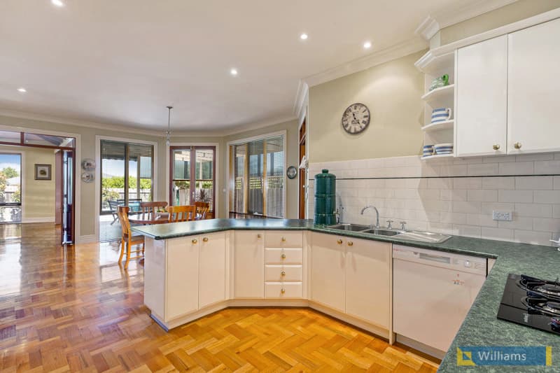 75 Merrett Drive, Williamstown - Thumbnail 6