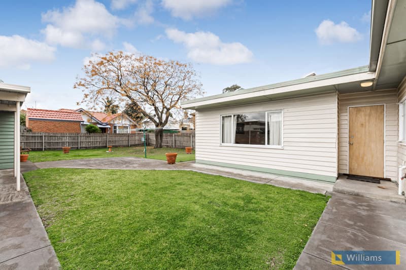 84 Railway Place, Williamstown - Thumbnail 7