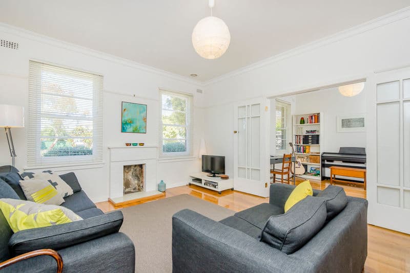 32 Park Crescent, Williamstown - Thumbnail 3