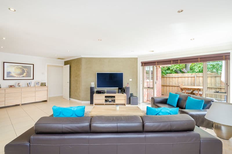 2/80 Kernot Street, South Kingsville - Thumbnail 4