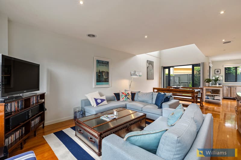 2/13 Liley Street, Newport - Thumbnail 2