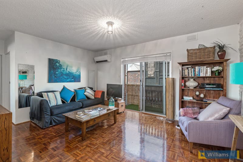 7/24 Twyford Street, Williamstown - Image 1