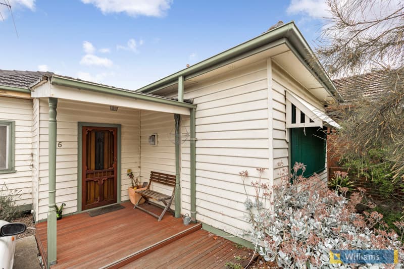 5 Croker Street, Newport - Image 1