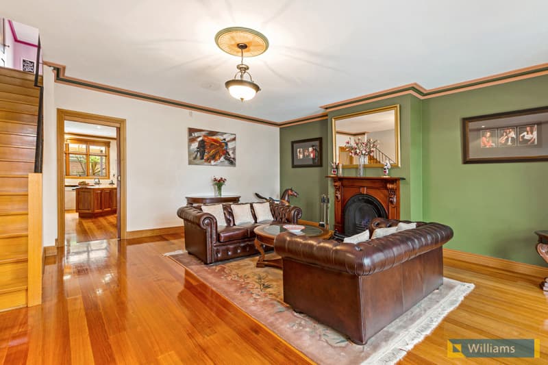 6 Crofton Drive, Williamstown - Thumbnail 3