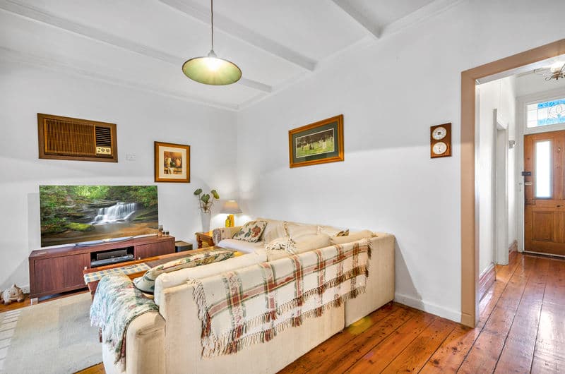 28 Albert Street, Williamstown - Thumbnail 4