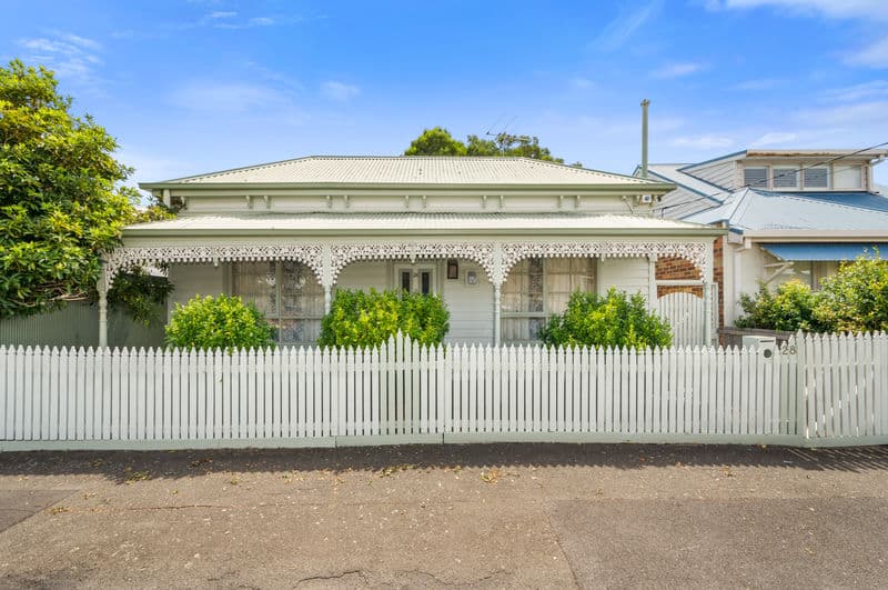 28 Albert Street, Williamstown - Thumbnail 2