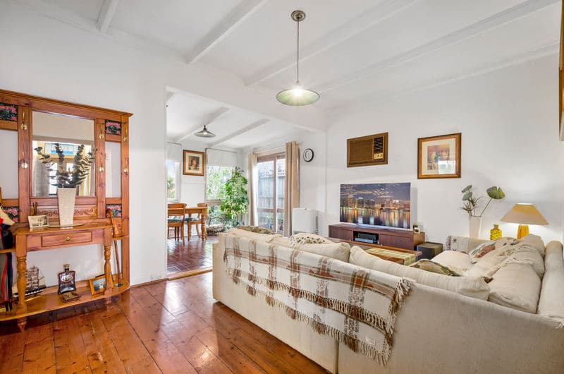 28 Albert Street, Williamstown - Thumbnail 3