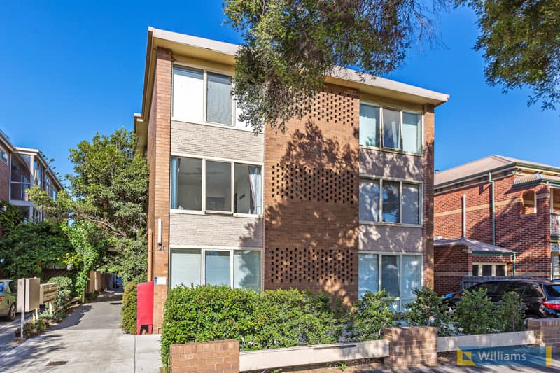 2/125 Ferguson Street, Williamstown - Image 1