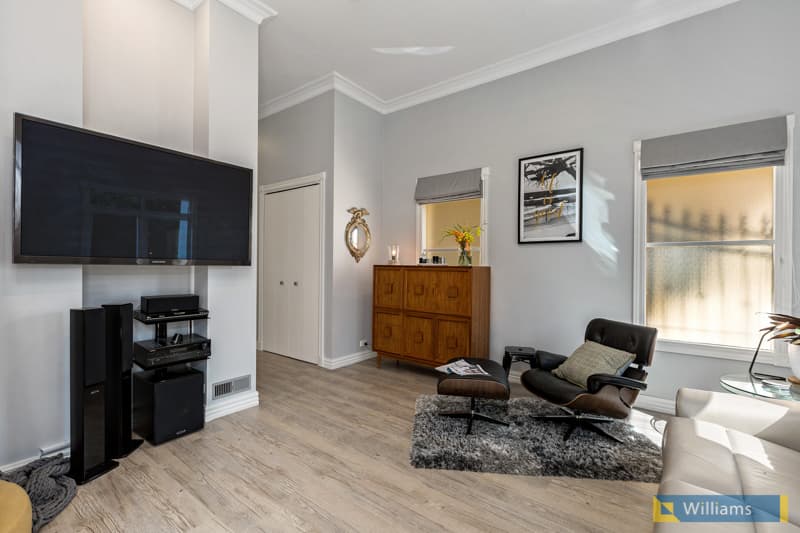 2/59 Aitken Street, Williamstown - Image 1