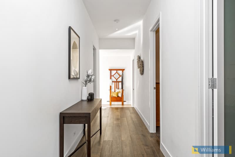 4 Peel Street, Newport - Thumbnail 3