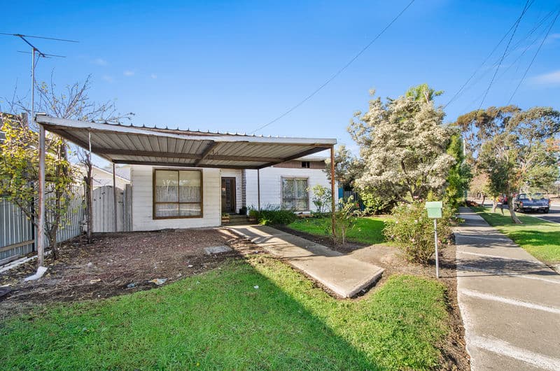 20 Bruce Street, Newport - Image 1