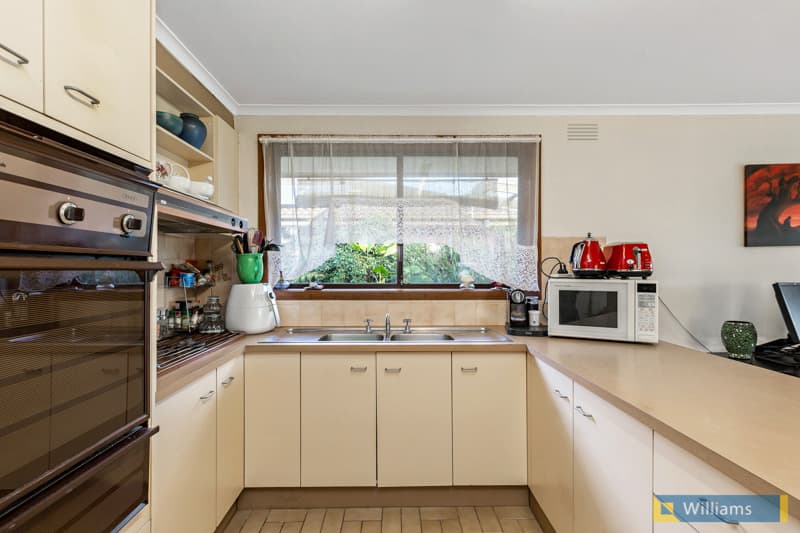 16 Shane Avenue, Seabrook - Thumbnail 6