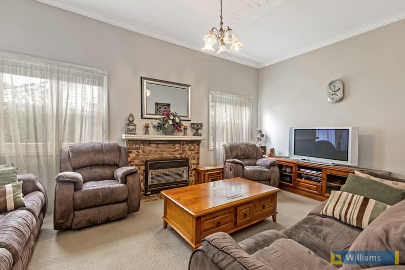 33 Oxford Street, Newport - Thumbnail 2