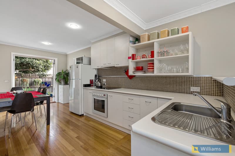 2/110 - 111 Railway Place, Williamstown - Thumbnail 4