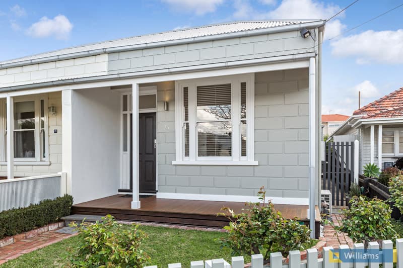 23 Alma Terrace, Newport - Image 1