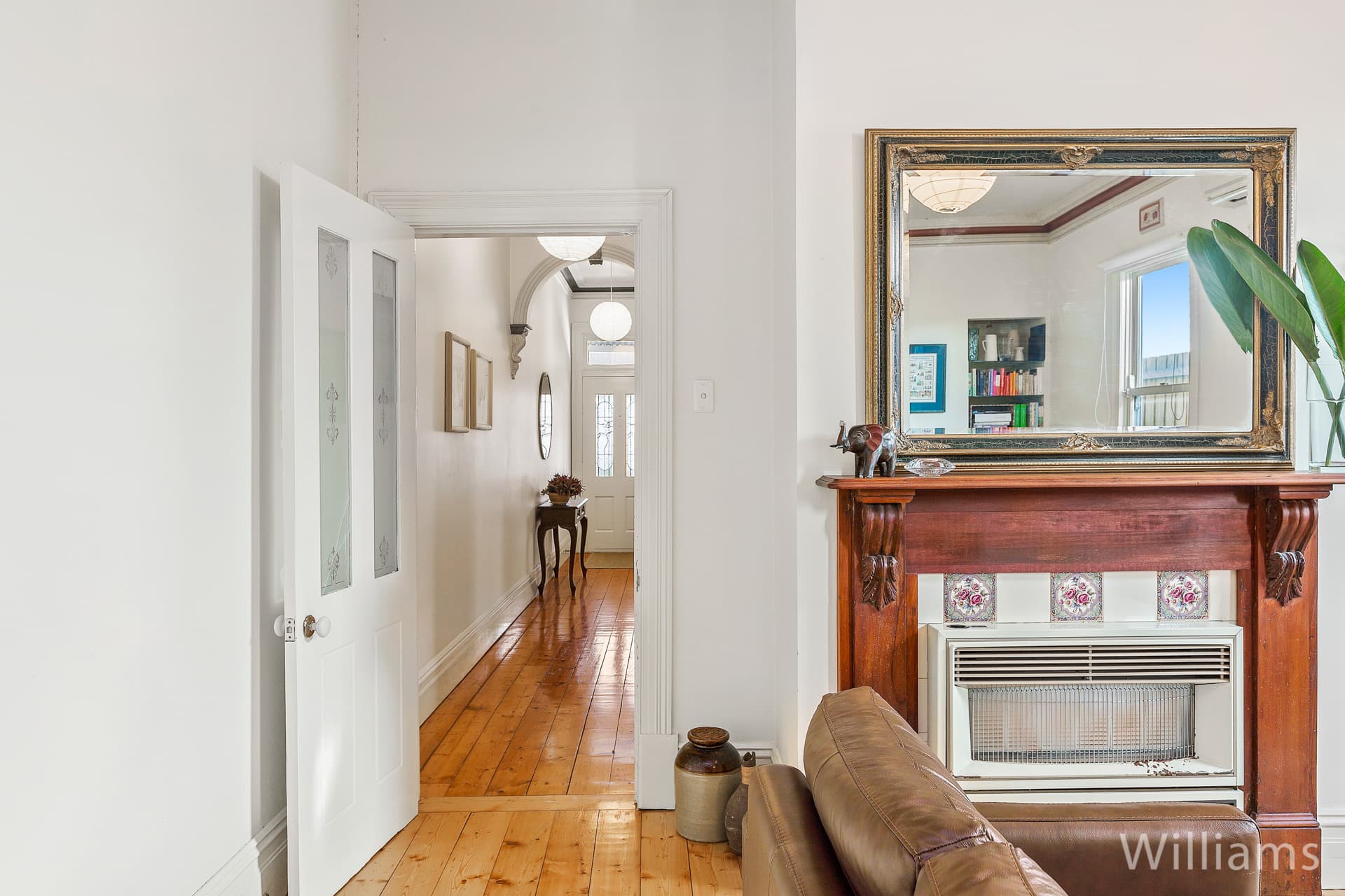 3 Oakbank Street, Newport - Thumbnail 3