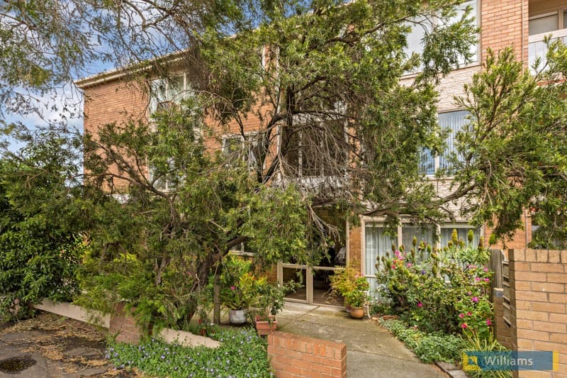 9/99 Melbourne Road, Williamstown - Thumbnail 2