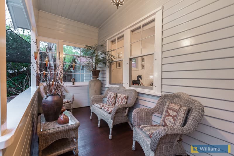 1 Lenore Crescent, Williamstown - Thumbnail 5