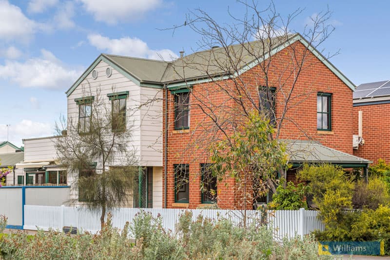 14 McDonald Street, Williamstown - Thumbnail 4
