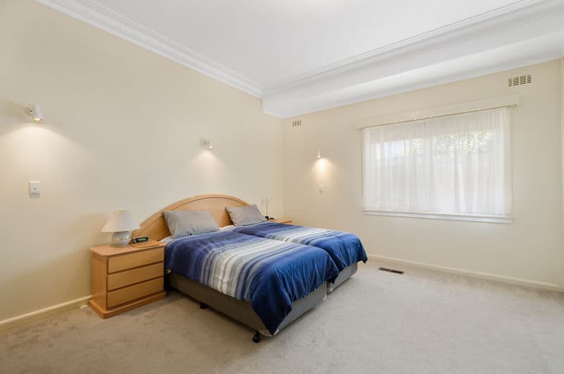 7 Victoria Street, Williamstown - Image 1