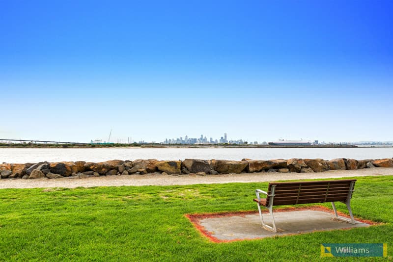 50 Peel Street, Newport - Thumbnail 2