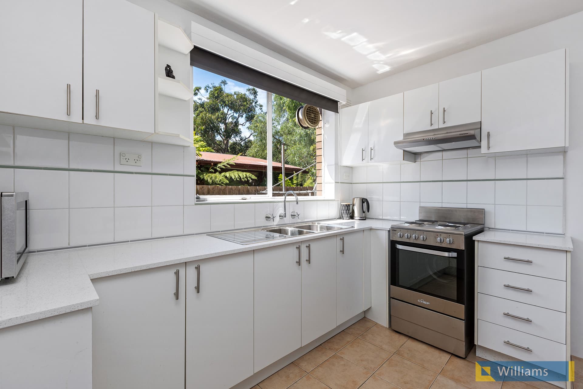 8/46 Kororoit Creek Road, Williamstown - Image 1