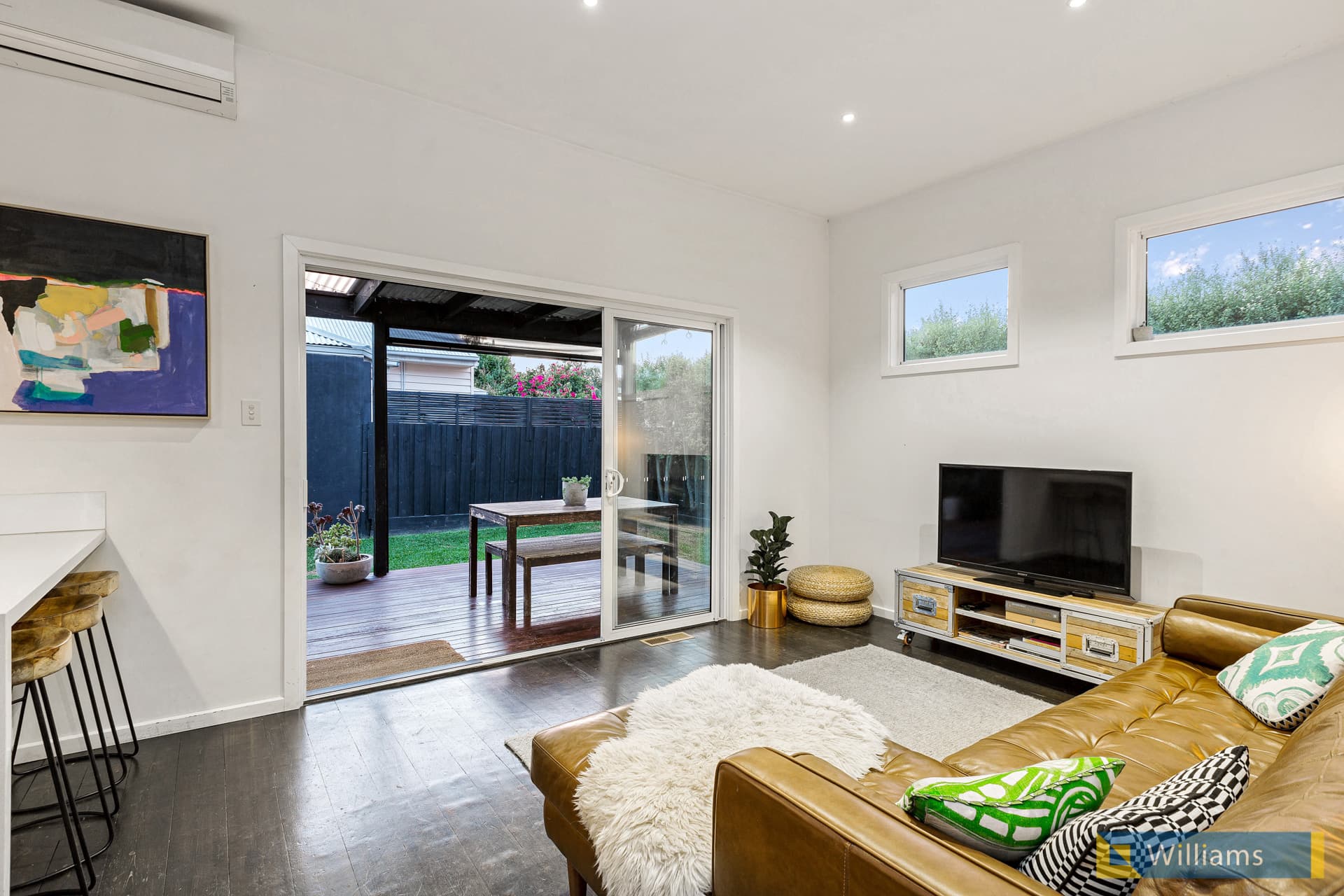 15 Oxford Street, Newport - Thumbnail 7