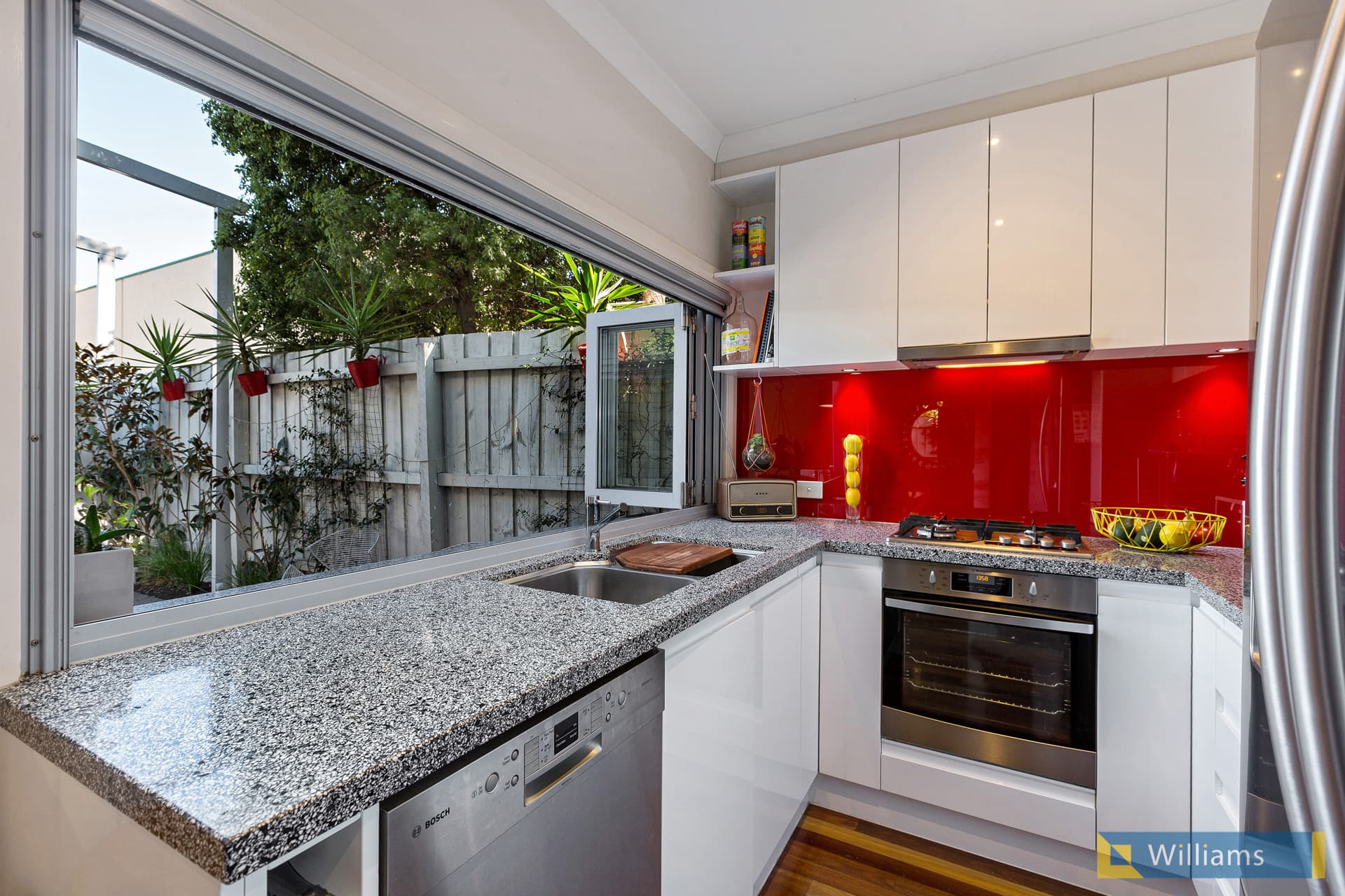7A Brunel Street, South Kingsville - Thumbnail 6