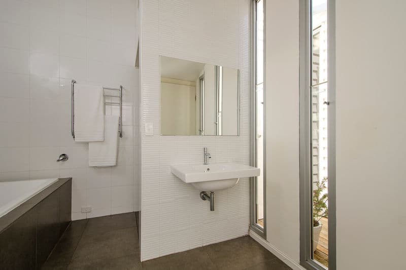 17 Thompson Street, Williamstown - Thumbnail 6