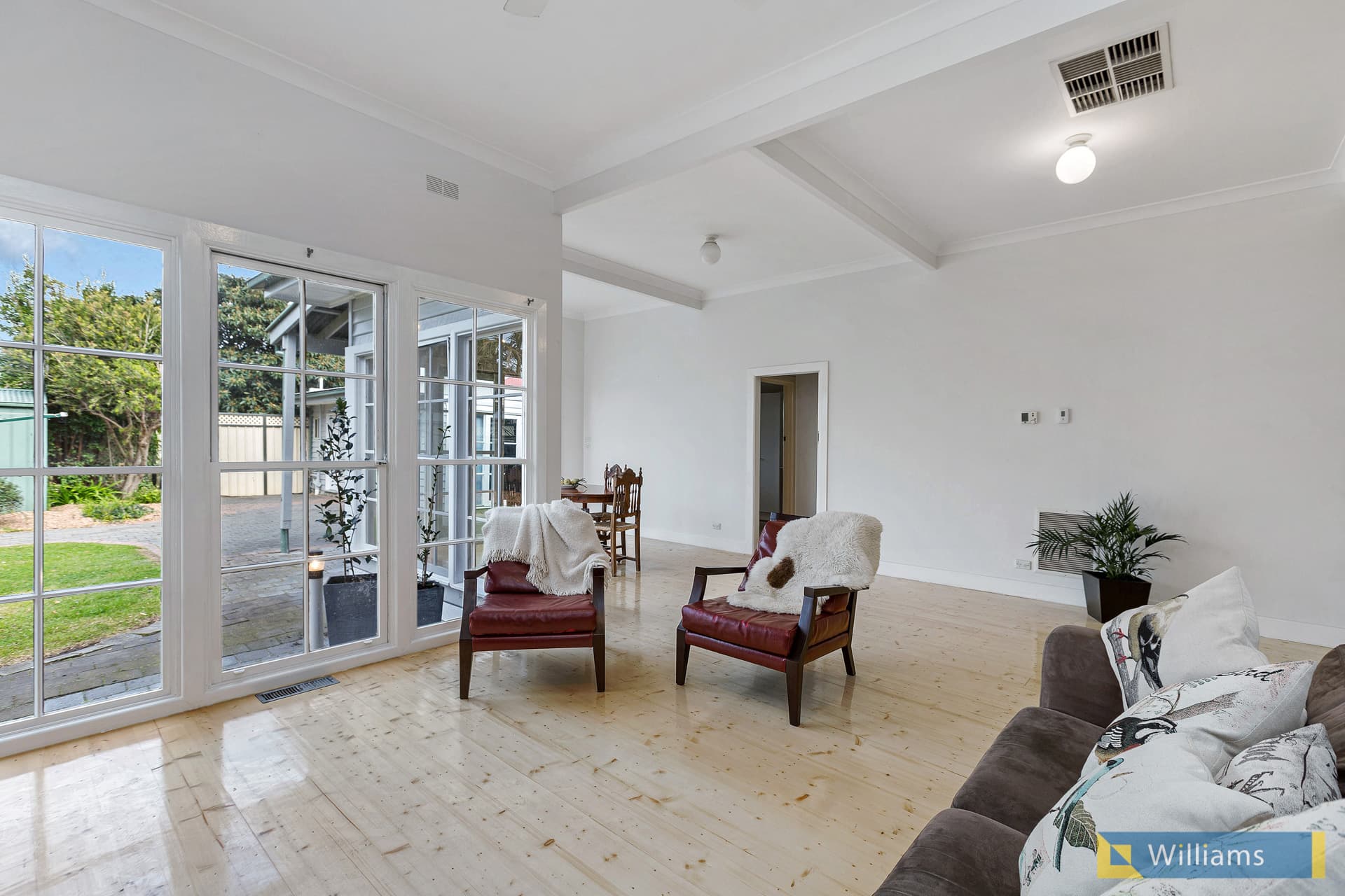 55 Farm Street, Newport - Thumbnail 7