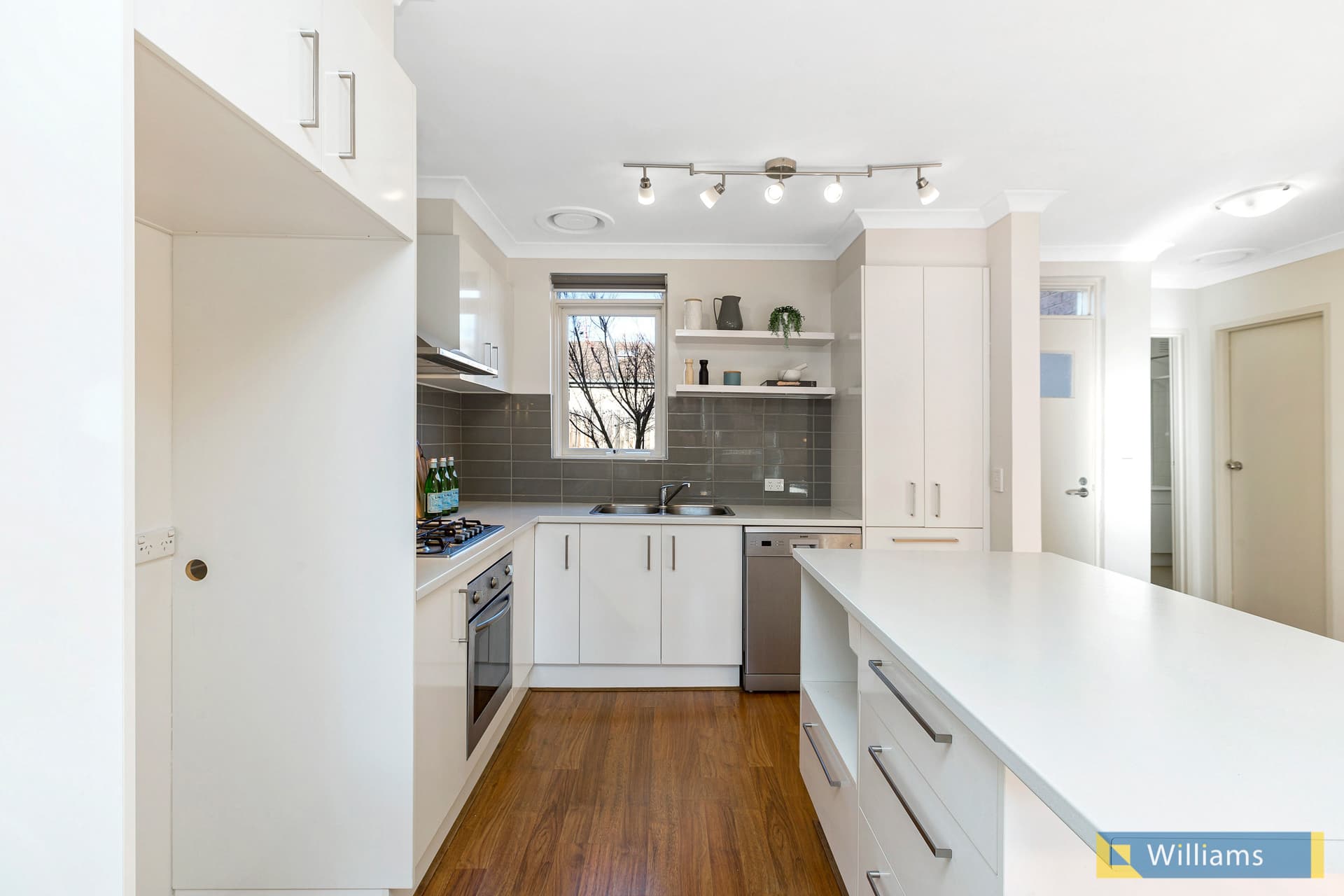 2/55 Challis Street, Newport - Thumbnail 5