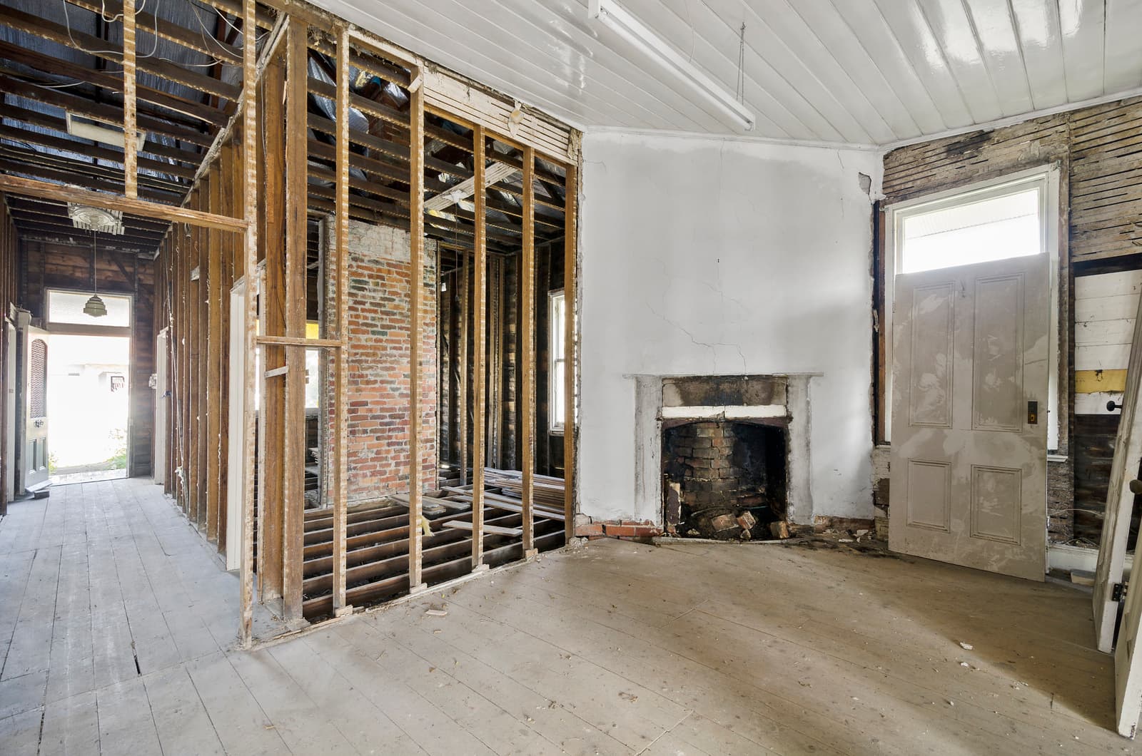 58 Peel Street, Newport - Thumbnail 4
