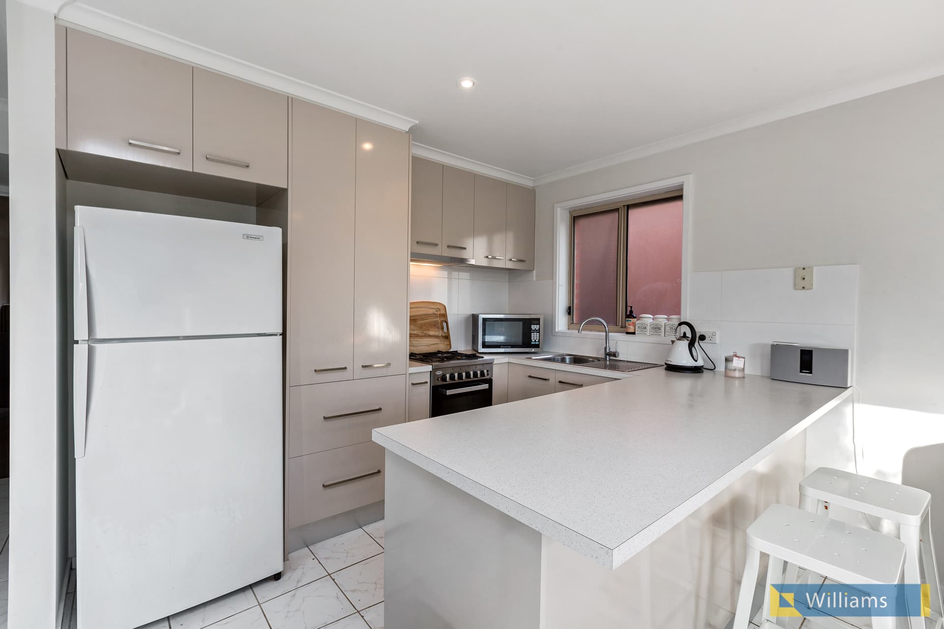 77 Merrett Drive, Williamstown - Thumbnail 4