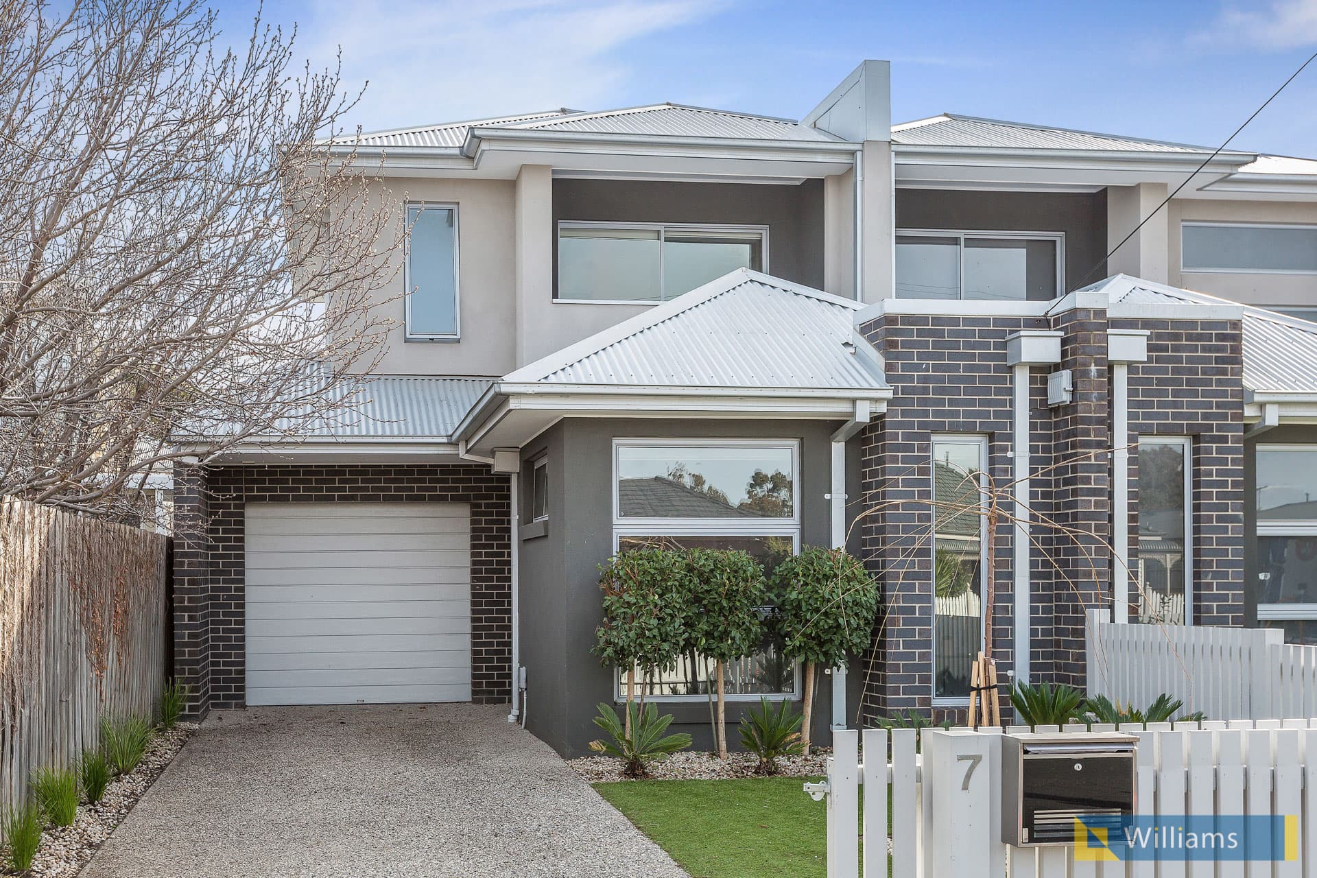 7 Holloway Street, Newport - Image 1