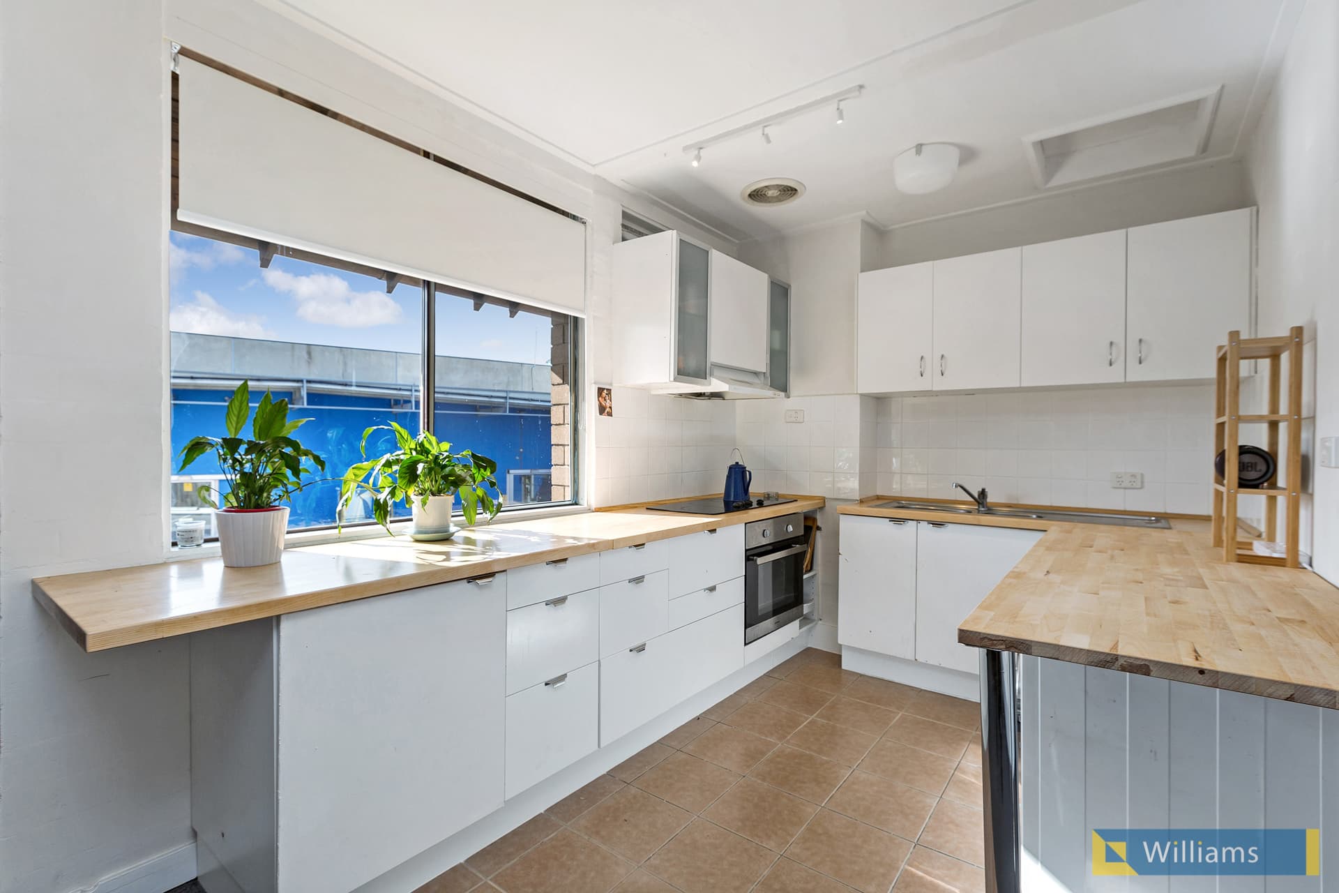 13/2 Techno Park Drive, Williamstown - Image 1