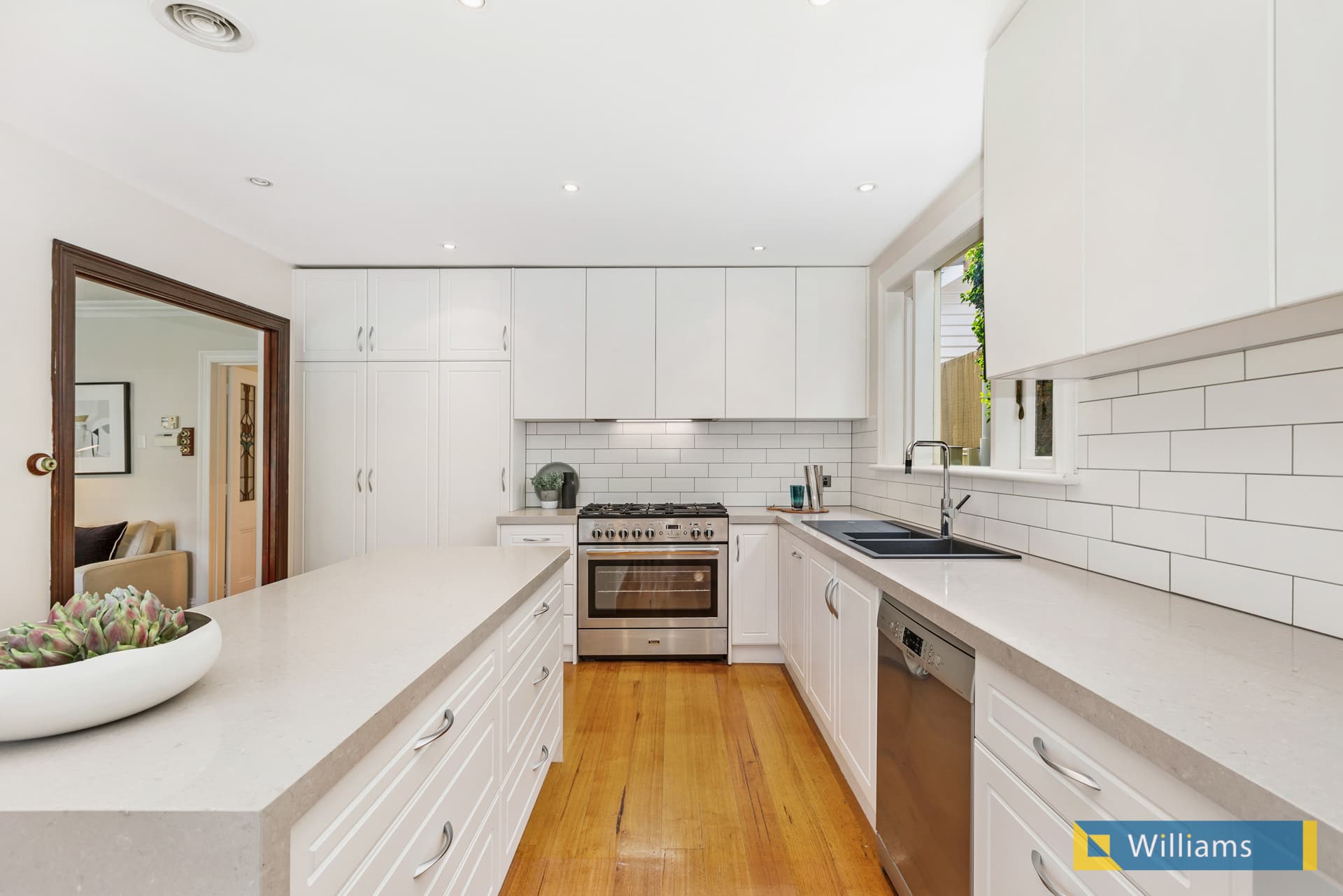 9 Crawford Street, Newport - Thumbnail 6